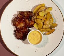 Свиная шея с картофельными дольками