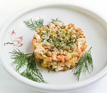 Салат оливье с телятиной