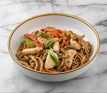 Wok с куриным филе