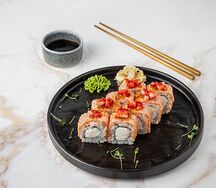 Карамелизированная Филадельфия с клубникой