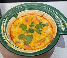 Том ям с кокосовым молоком