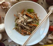 Вок с курицей