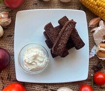 Гренки чесночные с тартаром