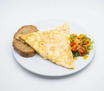 Омлет с ветчиной и грибами