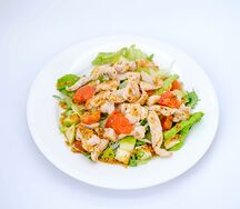 Теплый салат с индейкой