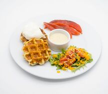 Вафли картофельные с форелью