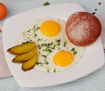 Яичница глазунья