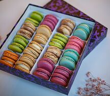 Макаронсы в упаковке