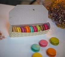 Макаронсы в упаковке