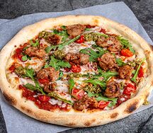 Пицца с креветками