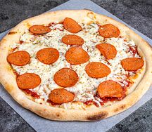 Пицца пепперони