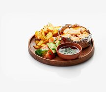 Мясо по-цейски с печеным картофелем