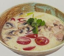 Том кха с курицей