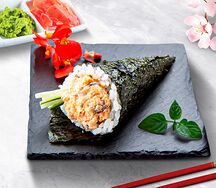 Ручной ролл с угрем