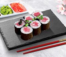 Классический ролл с тунцом 