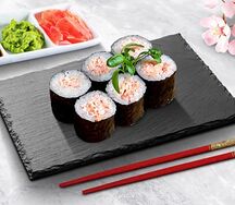 Классические роллы со снежным крабом