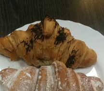 Круассан большой миндальный