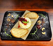 Камамбер запеченный