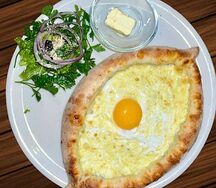 Хачапури по-аджарски