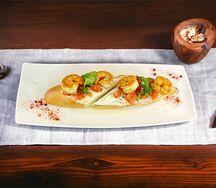 Брускетта с креветками