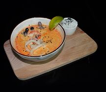 Том Ям с морепродуктами