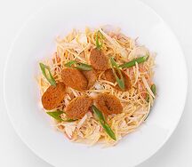 Салат крабовый с сухариками