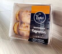 Сырники со сметаной и джемом