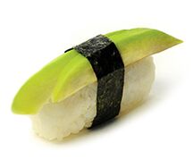 Суши авокадо