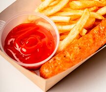 Картофель фри с копченой колбаской
