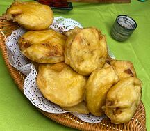 Баклажан, фаршированный в кляре