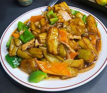 Баклажан с мясом в соусе