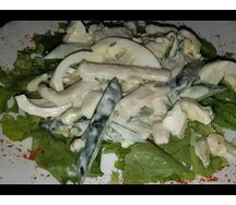 Салат с кальмаром
