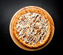 Пицца с курицей и грибами