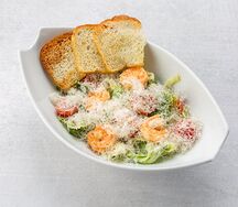 Цезарь с тигровыми креветками