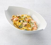 Тальятелле с лососем в сливочном соусе