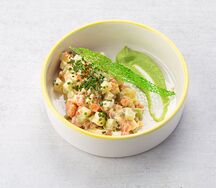 Оливье с лососем слабой соли