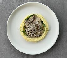 Бефстроганов с картофельным пюре