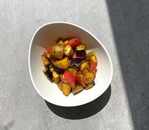 Салат из жареных овощей