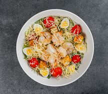 Салат Цезарь с креветкой