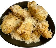 Куриные крылья с пармезаном