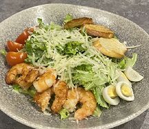 Салат Цезарь с креветкой