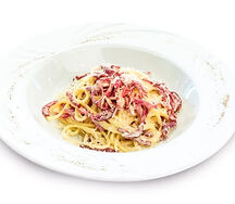 Феттуччине с соусом карбонара