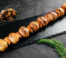 Картофель на мангале с салом