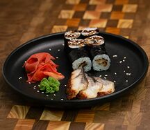 Хосомаки угорь