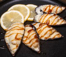 Мидии под сырным соусом