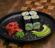 Хосомаки авокадо