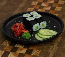 Хосомаки огурец