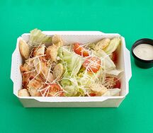 Салат Цезарь с курицей