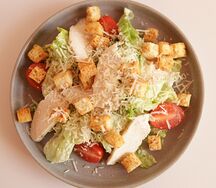 Цезарь с курицей