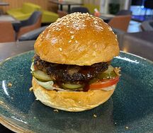 Бургер Классика с соусом BBQ